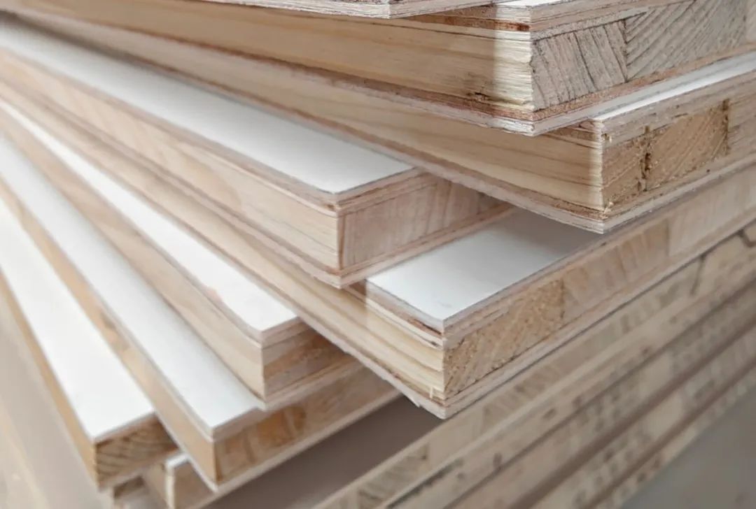 定制家具板材选择_实木颗粒板生态板_生态板多层板欧松板颗粒板密度板