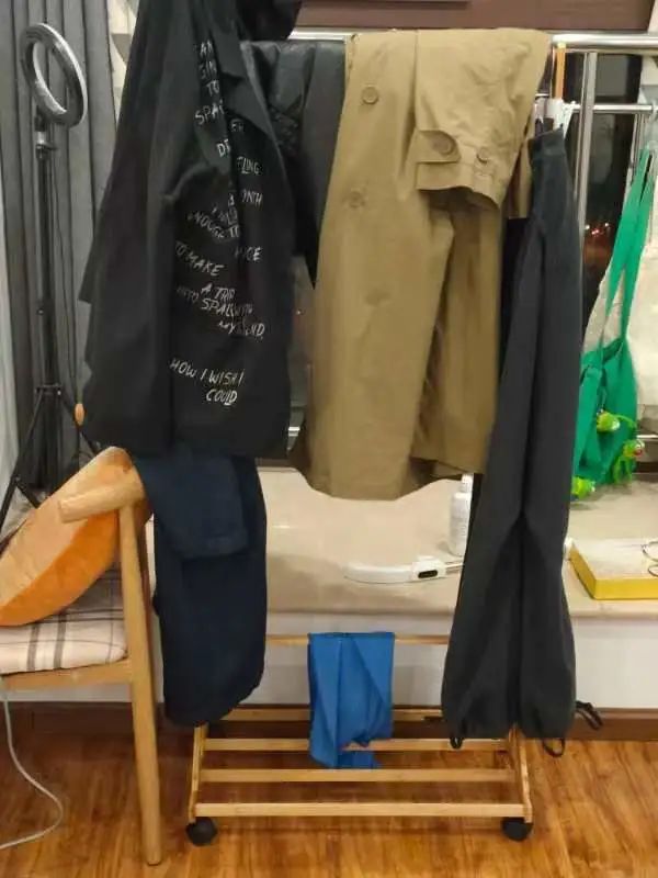 室内简易衣帽架_性价比高的衣帽架_衣架的联想