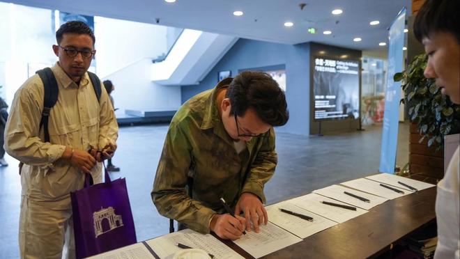 江苏省美术类最低录取分数线_清华大学美术学院2025年录取分数线_清华大学美术学院各省录取人数排名