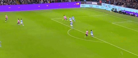 英超-阿森纳2-1切尔西 破曼联纪录领先曼城5分_阿森纳4比2取胜领跑英超_哈兰德连场破门曼城被逼平