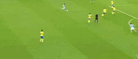 阿森纳5连胜领跑英超_英超-阿森纳2-1切尔西 破曼联纪录领先曼城5分_热苏斯英超最佳称号