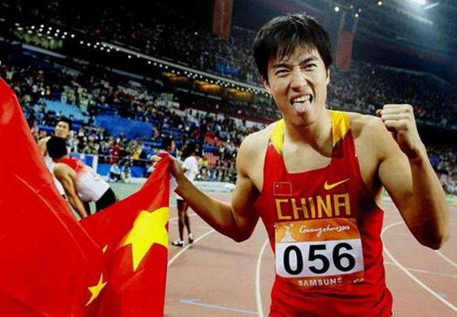 刘翔110米栏奥运会退赛真相_刘翔退赛孙海平痛哭_刘翔跨栏世界纪录成就