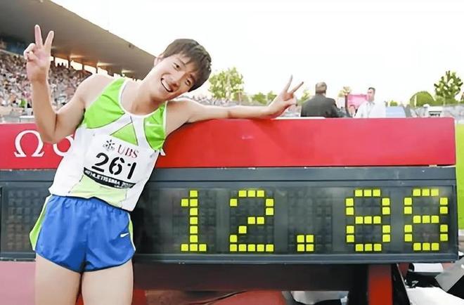 刘翔110米栏奥运会退赛真相_刘翔退赛孙海平痛哭_刘翔跨栏世界纪录成就