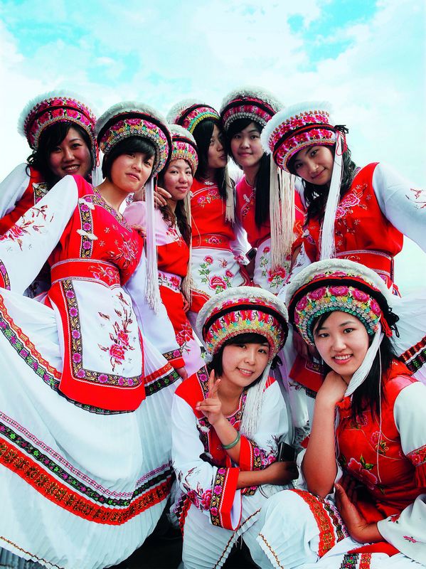 云南西部自驾游路线_昆明周边自驾游_云南西部民族风情