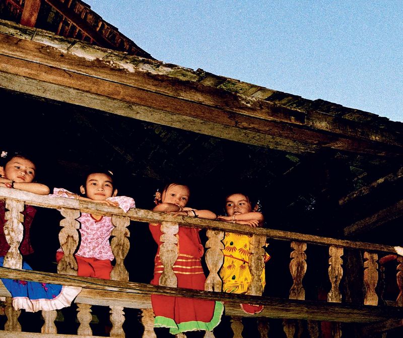 昆明周边自驾游_云南西部自驾游路线_云南西部民族风情