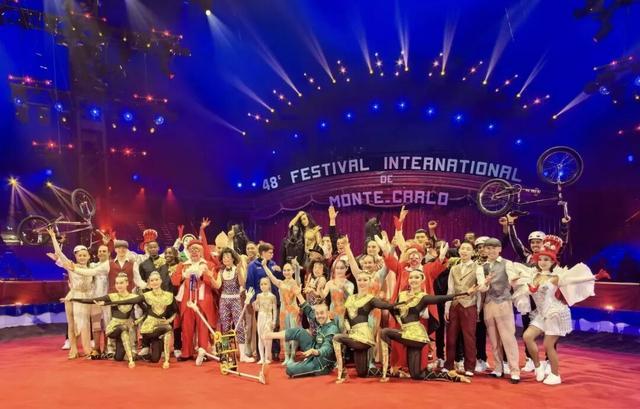 遂宁市杂技团 金小丑奖 青少年金奖_中国杂技金小丑奖视频