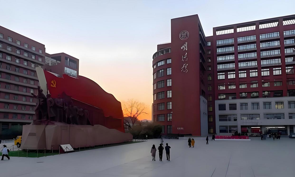 理论经济学排名强的大学_东财财务管理专业排名_中国理论经济学实力强的大学名单