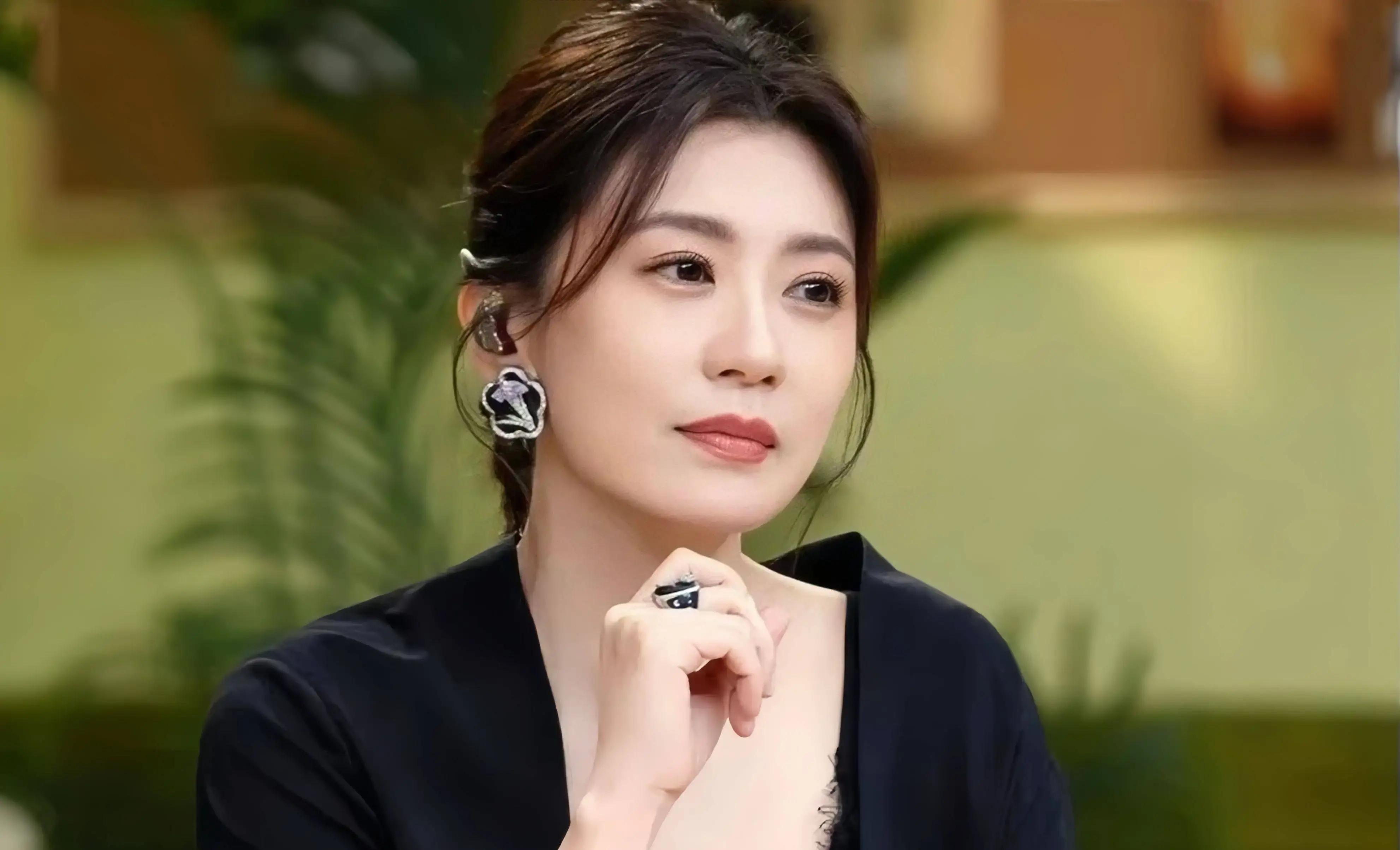 贾静雯婚姻危机_贾静雯为女儿付出2600万新台币_贾静雯二胎女儿