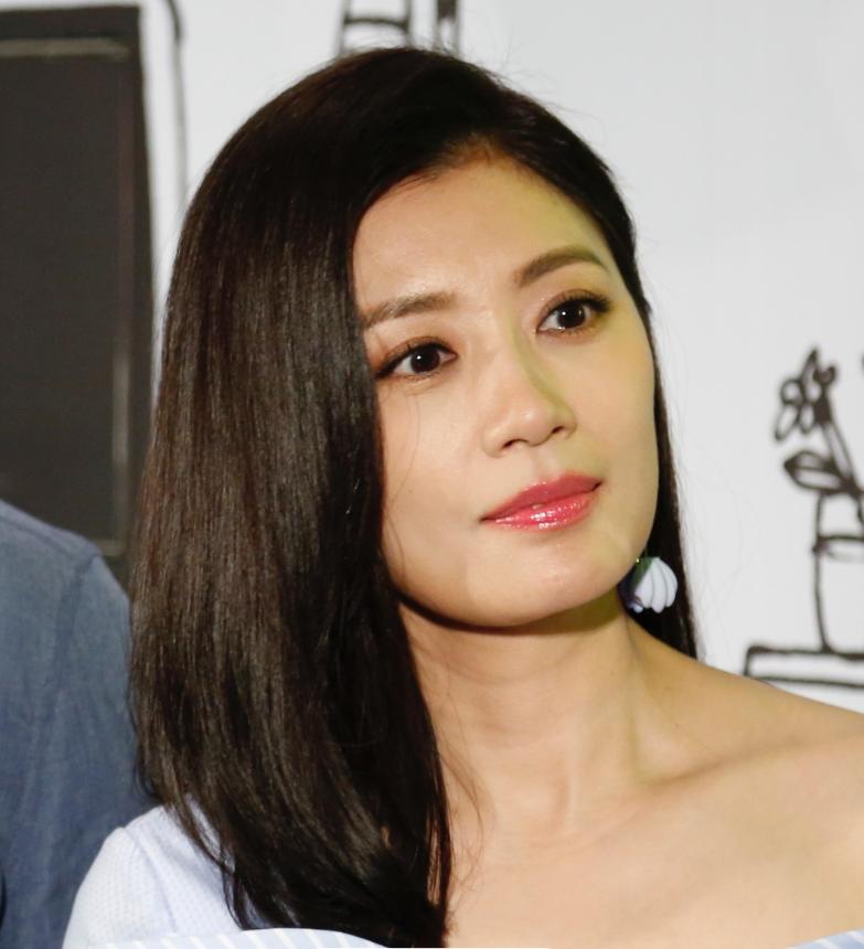 贾静雯 夺女大战 离婚协议_贾静雯二胎女儿