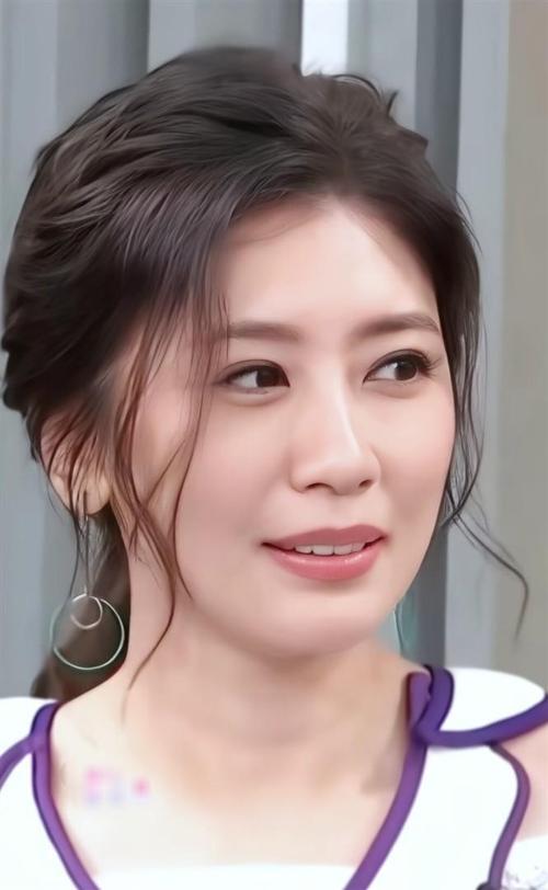 贾静雯二胎女儿_贾静雯 夺女大战 离婚协议