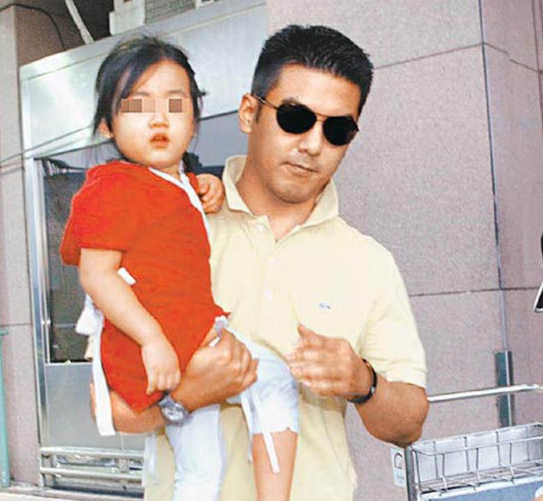 贾静雯离婚2600万买抚养权 梧桐妹成唯一继承人 孙志浩命运反转_贾静雯二胎女儿