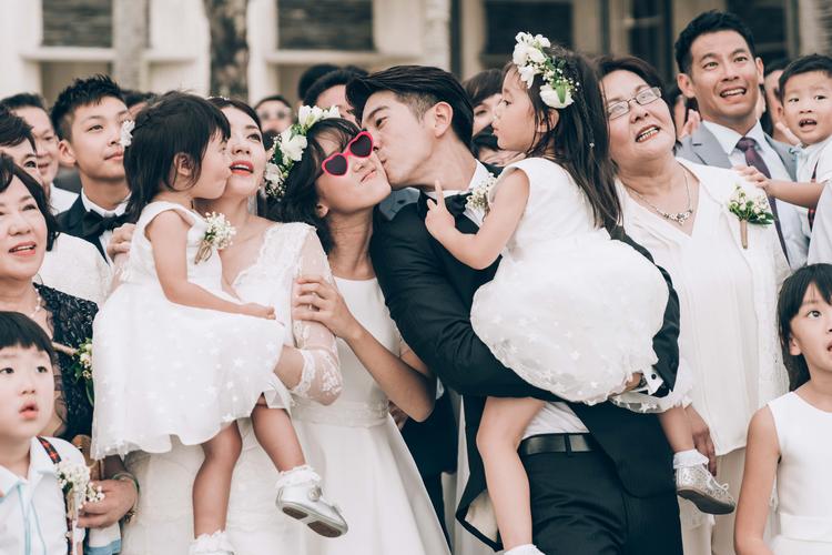 贾静雯离婚2600万买抚养权 梧桐妹成唯一继承人 孙志浩命运反转_贾静雯二胎女儿