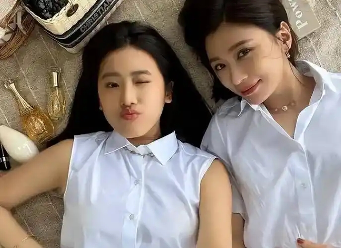 贾静雯二胎女儿_贾静雯离婚2600万买抚养权 梧桐妹成唯一继承人 孙志浩命运反转