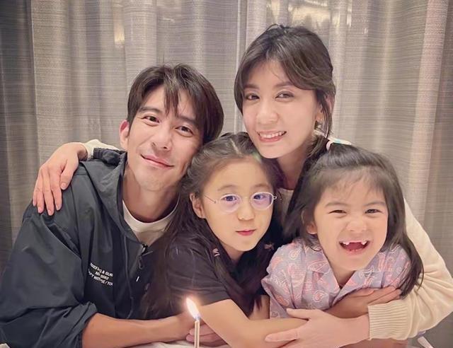 贾静雯育儿方式_波妞9岁生日派对_贾静雯二胎女儿