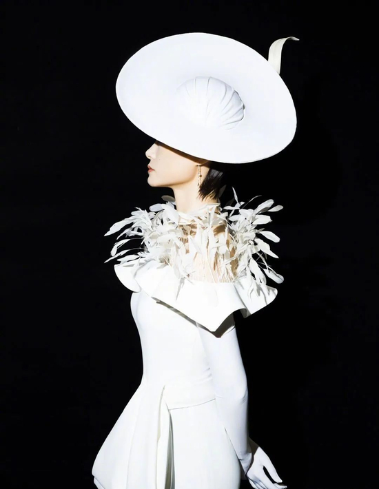 Jumpsuit fashion evolution_连体裤历史发展_连身裤连体裤