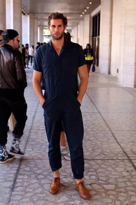 连体裤内搭选择_连身裤连体裤_连体裤搭配帆布鞋