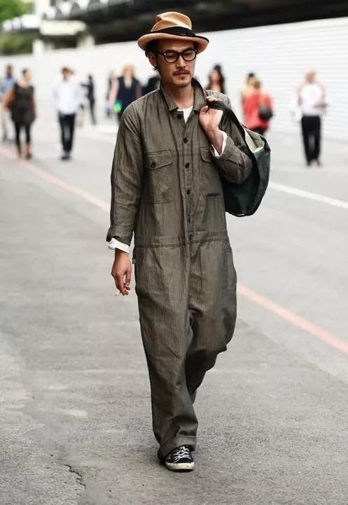 连体裤内搭选择_连身裤连体裤_连体裤搭配帆布鞋