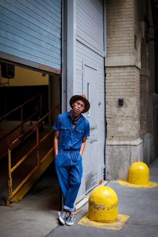 连身裤连体裤_连体裤内搭选择_连体裤搭配帆布鞋