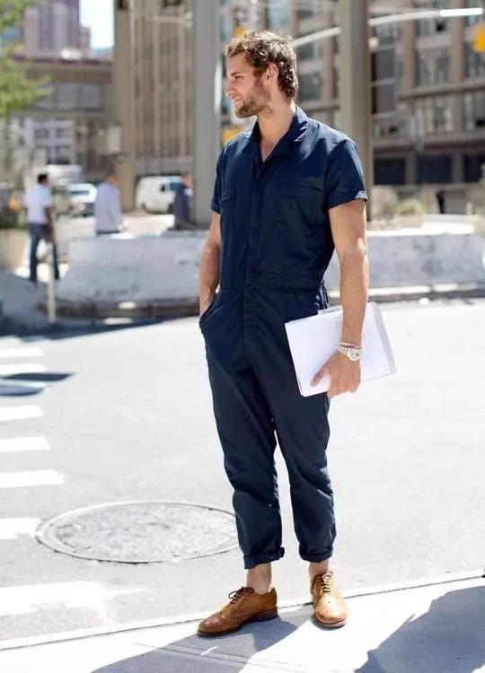 连身裤连体裤_连体裤搭配帆布鞋_连体裤内搭选择