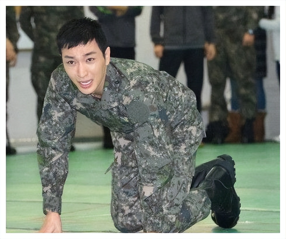 崔胜贤和权志龙训诫文_权志龙兵役经历_韩国兵役霸凌