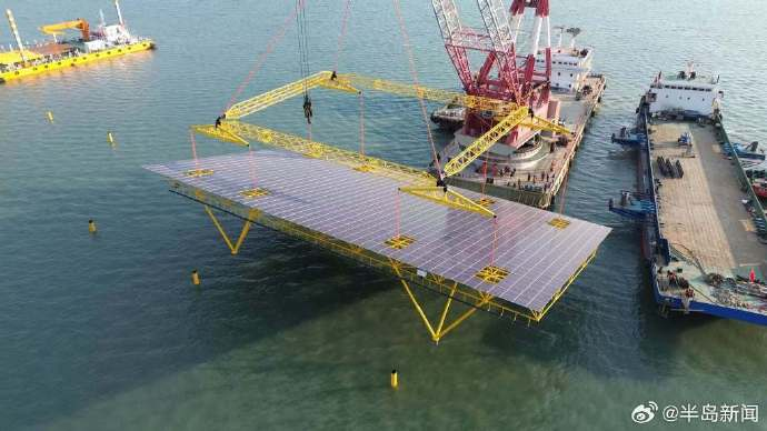 太阳能光伏发电及应用_双碳目标清洁能源替代_渔光互补电站