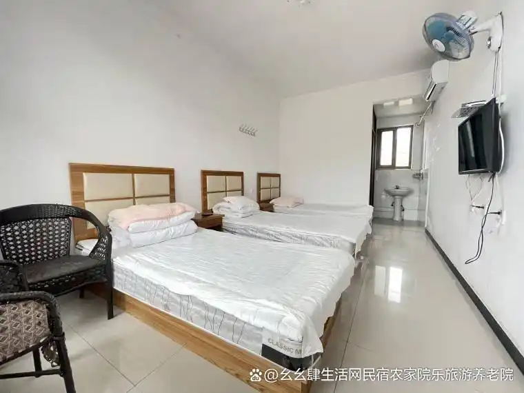 承德兴隆青松岭花市宋家大院特色房型_承德农家院哪家好_承德兴隆青松岭花市麻地村农家院