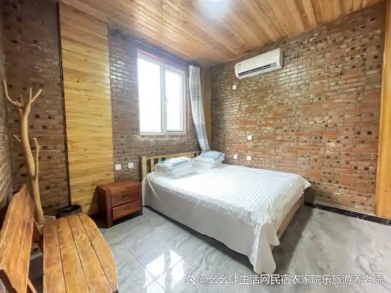 承德兴隆青松岭花市麻地村农家院_承德兴隆青松岭花市宋家大院特色房型_承德农家院哪家好