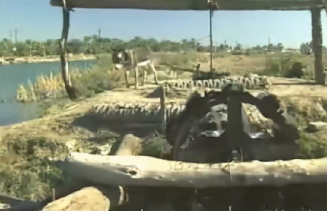 泥版书保存千年原因_两河流域城最早文化_苏美尔泥版与陶器对比