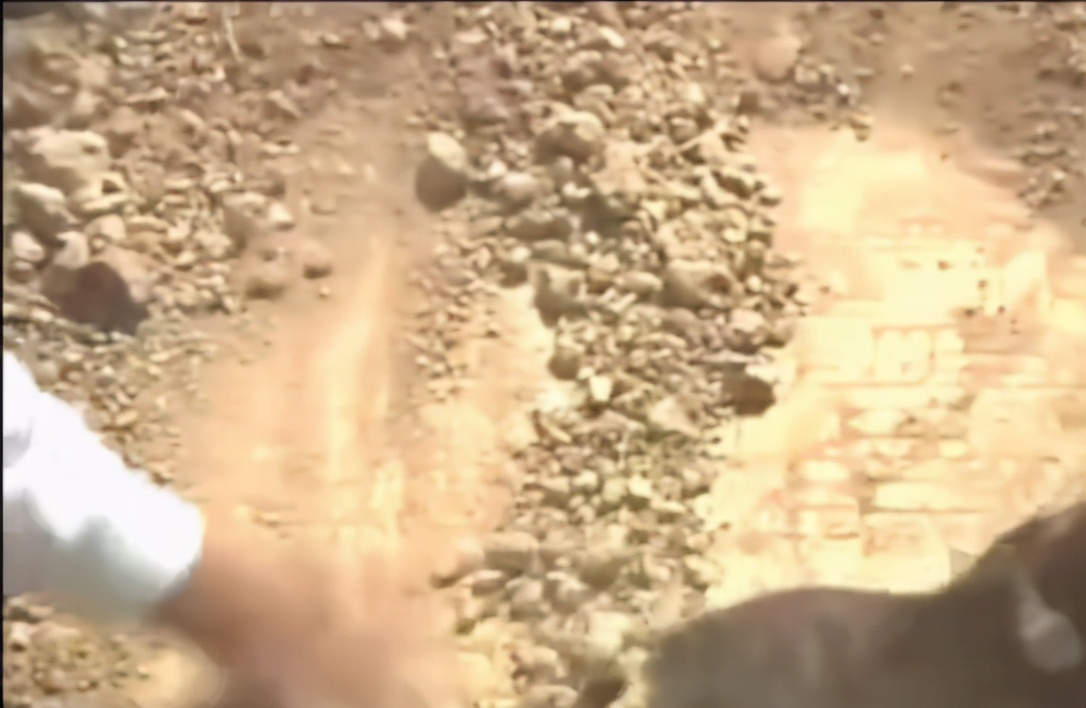 两河流域城最早文化_苏美尔泥版与陶器对比_泥版书保存千年原因