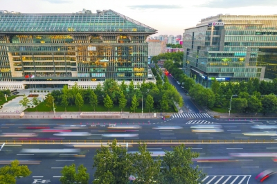 刘慎库摄影作品展_改革开放40年摄影展_中外摄影对着拍