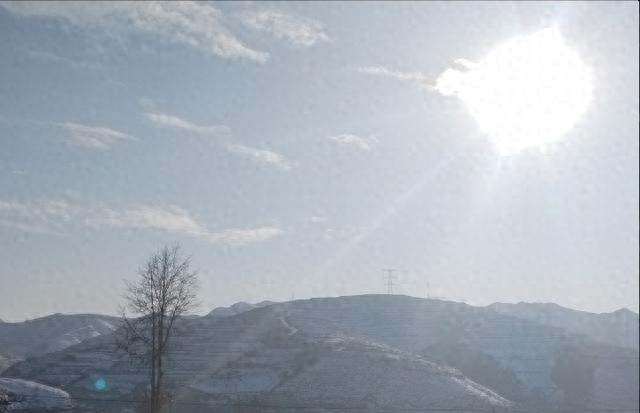 头皮油脂分泌过多_有什么办法能让头发长快点_亚洲人头发细FGF5基因