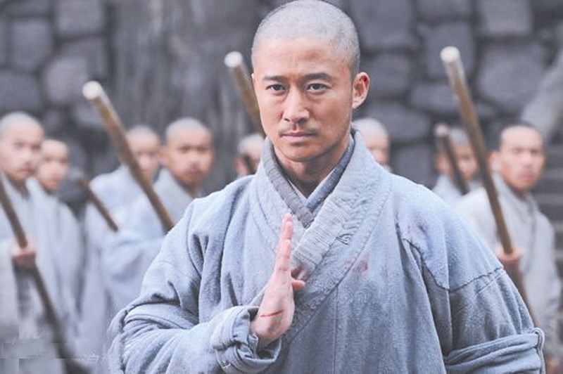 吴京狼牙电影吃饭_吴京经典军事题材电影_吴京主演电影列表