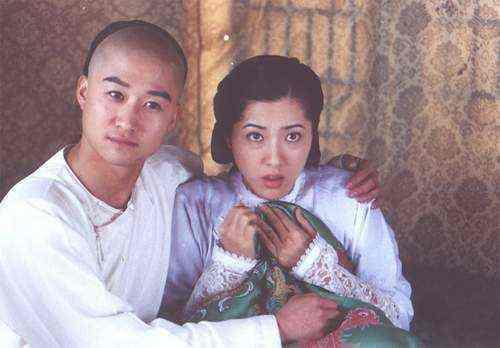 吴京与樊亦敏合作电影_吴京早期影视作品_吴京狼牙电影吃饭