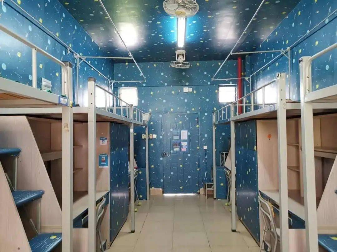 福建本科院校宿舍条件_福建医科大学新生宿舍_厦门大学宿舍环境