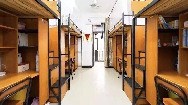 福建医科大学新生宿舍_福建本科院校宿舍条件_厦门大学宿舍环境