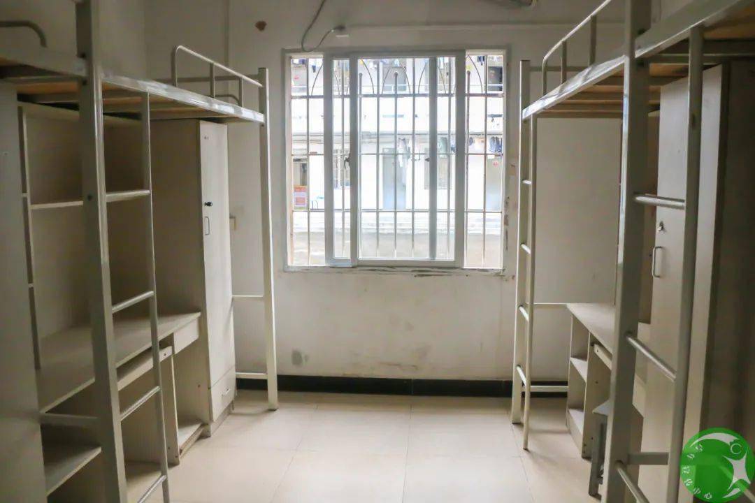 厦门大学宿舍环境_福建医科大学新生宿舍_福建本科院校宿舍条件