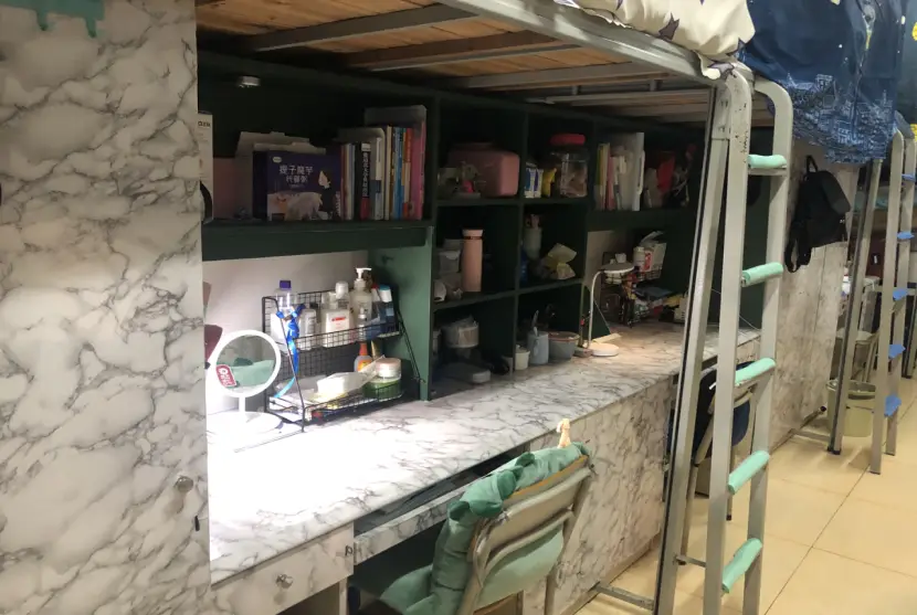 福建本科院校宿舍条件_福建医科大学新生宿舍_厦门大学宿舍环境