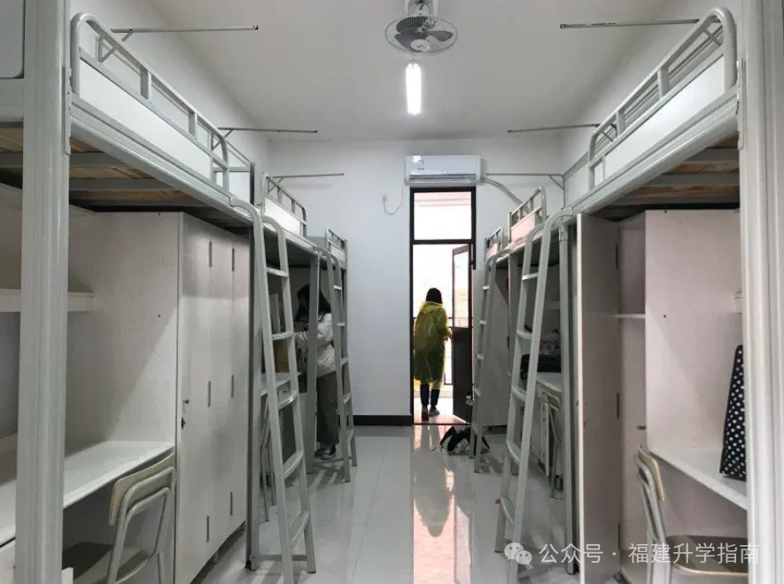 福建本科院校宿舍条件_福建医科大学新生宿舍_福建各高校宿舍费用