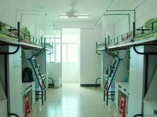 福建专升本院校宿舍条件_福建医科大学新生宿舍_福建专升本院校住宿费