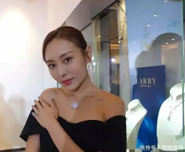 何佩瑜 模特转型演员 颜值演技双优_何佩瑜视频