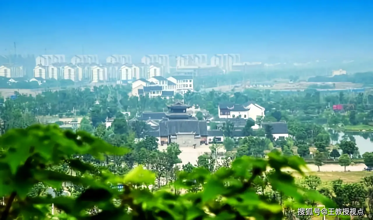 生态系统与生态平衡_生态系统运行法则_生态平衡维系机制