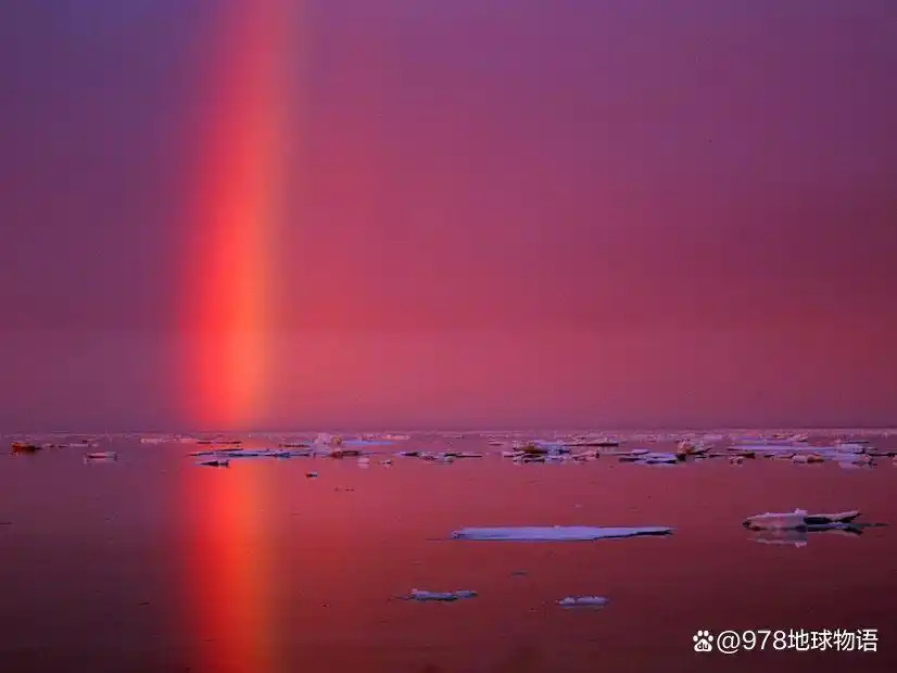 彩虹有几种颜色,它们是_双彩虹形成条件_彩虹倒映在冰冷水域