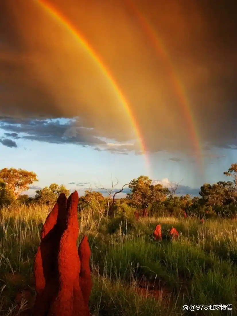 彩虹有几种颜色,它们是_彩虹倒映在冰冷水域_双彩虹形成条件