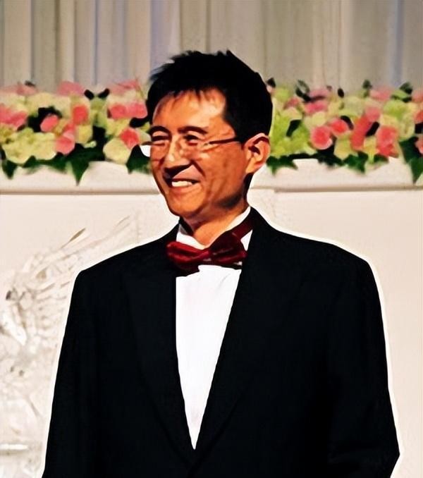 张怡宁老公徐威前妻_张怡宁李隼女儿婚礼_张怡宁徐威婚姻幸福