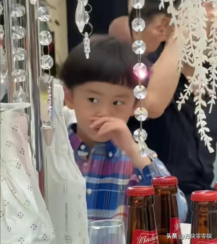 国乒教父李隼嫁女 张怡宁携全家出席 婚礼感人瞬间_张怡宁老公徐威身体状况揭秘_张怡宁老公徐威前妻