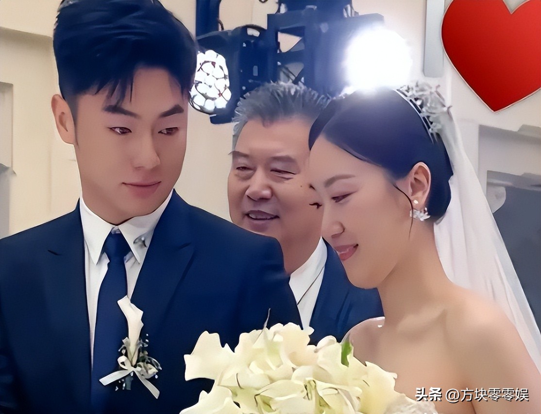 张怡宁老公徐威前妻_张怡宁老公徐威身体状况揭秘_国乒教父李隼嫁女 张怡宁携全家出席 婚礼感人瞬间