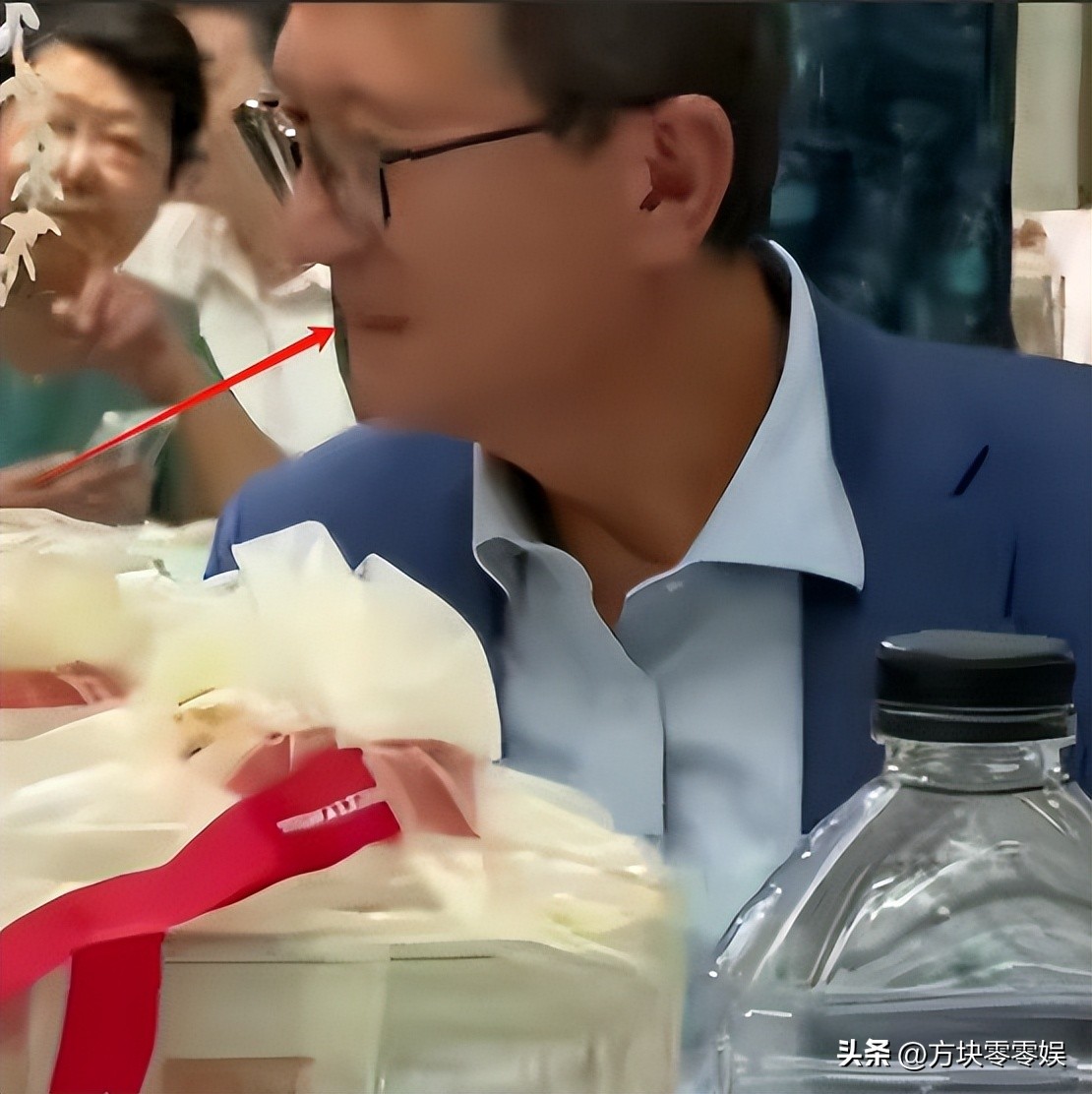 张怡宁老公徐威前妻_国乒教父李隼嫁女 张怡宁携全家出席 婚礼感人瞬间_张怡宁老公徐威身体状况揭秘