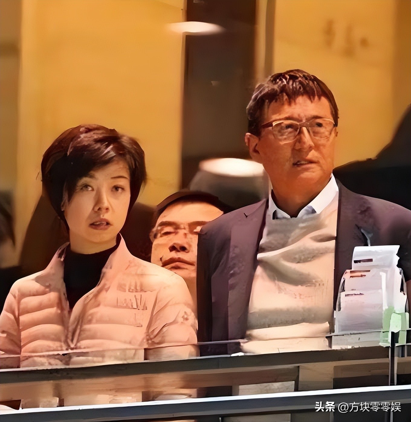 张怡宁老公徐威身体状况揭秘_国乒教父李隼嫁女 张怡宁携全家出席 婚礼感人瞬间_张怡宁老公徐威前妻