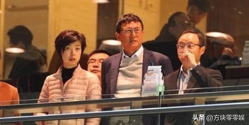 张怡宁老公徐威前妻_国乒教父李隼嫁女 张怡宁携全家出席 婚礼感人瞬间_张怡宁老公徐威身体状况揭秘