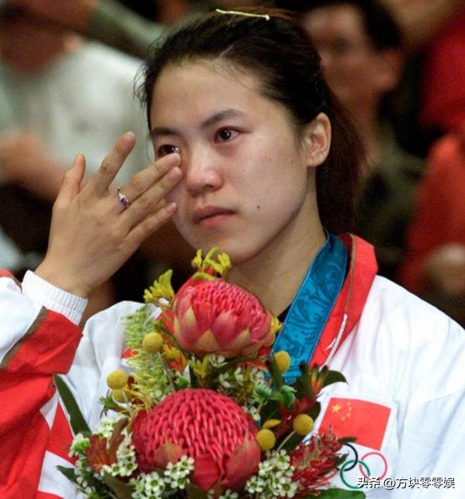 国乒教父李隼嫁女 张怡宁携全家出席 婚礼感人瞬间_张怡宁老公徐威前妻_张怡宁老公徐威身体状况揭秘